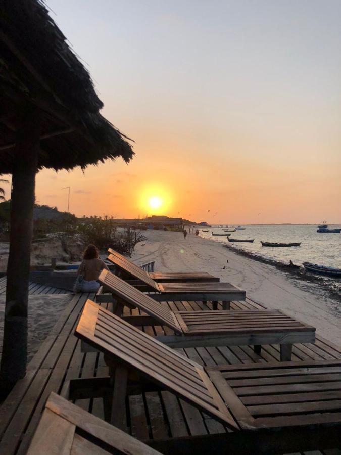 Kite Point Atins Hostel Ngoại thất bức ảnh