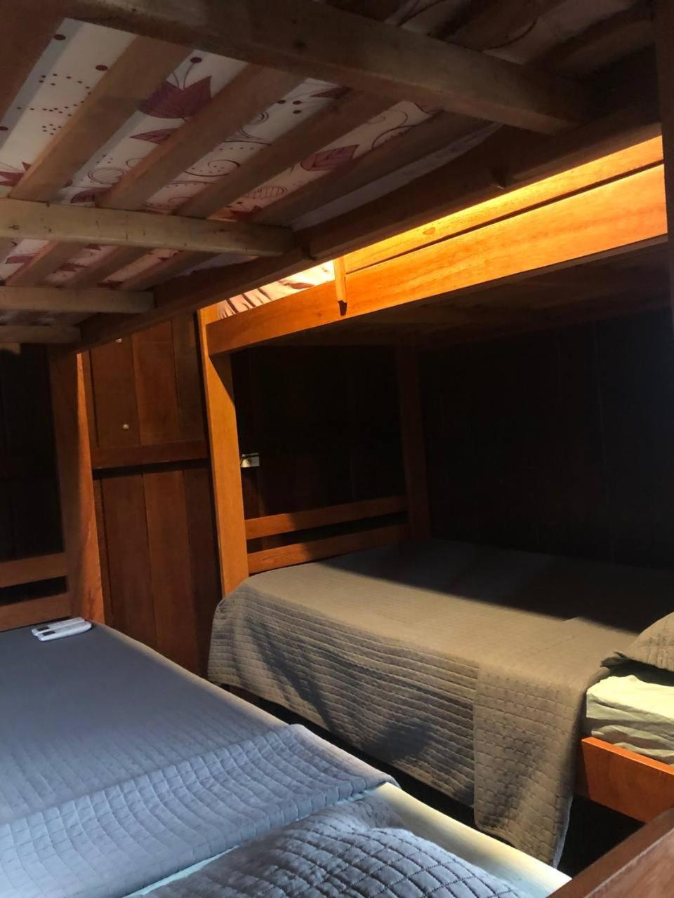 Kite Point Atins Hostel Ngoại thất bức ảnh